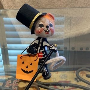 Anna lee Halloween doll